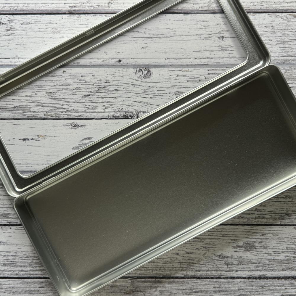 Spritz Distress Storage Tin ... by Tim Holtz and Ranger - 1 (one) empty metal container with hinged lid and window. Designed to fit 12 (twelve) bottles of Distress Spritz Sprays (sold separately). Organise and transport your Distress essentials and other arty treasures easily in this convenient stylish lightweight container. Features a clear window on a hinged lid which has a snug closure to keep it closed during transit. Photo of an open Distress Spritz tin.