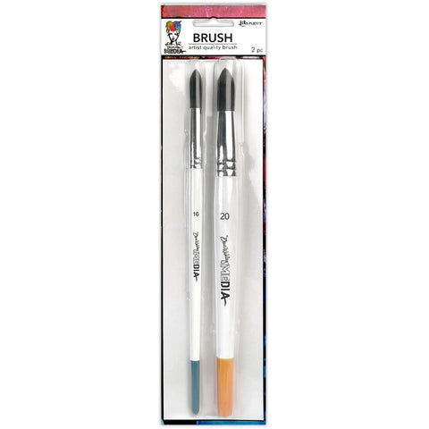 Paint Brushes - Round (set of 2) ... by Dina Wakley MEdia. 2 (two) round paintbrushes, no.16 and no.20 (one of each, both with stiff bristles) for mixed media, painting, visual arts.